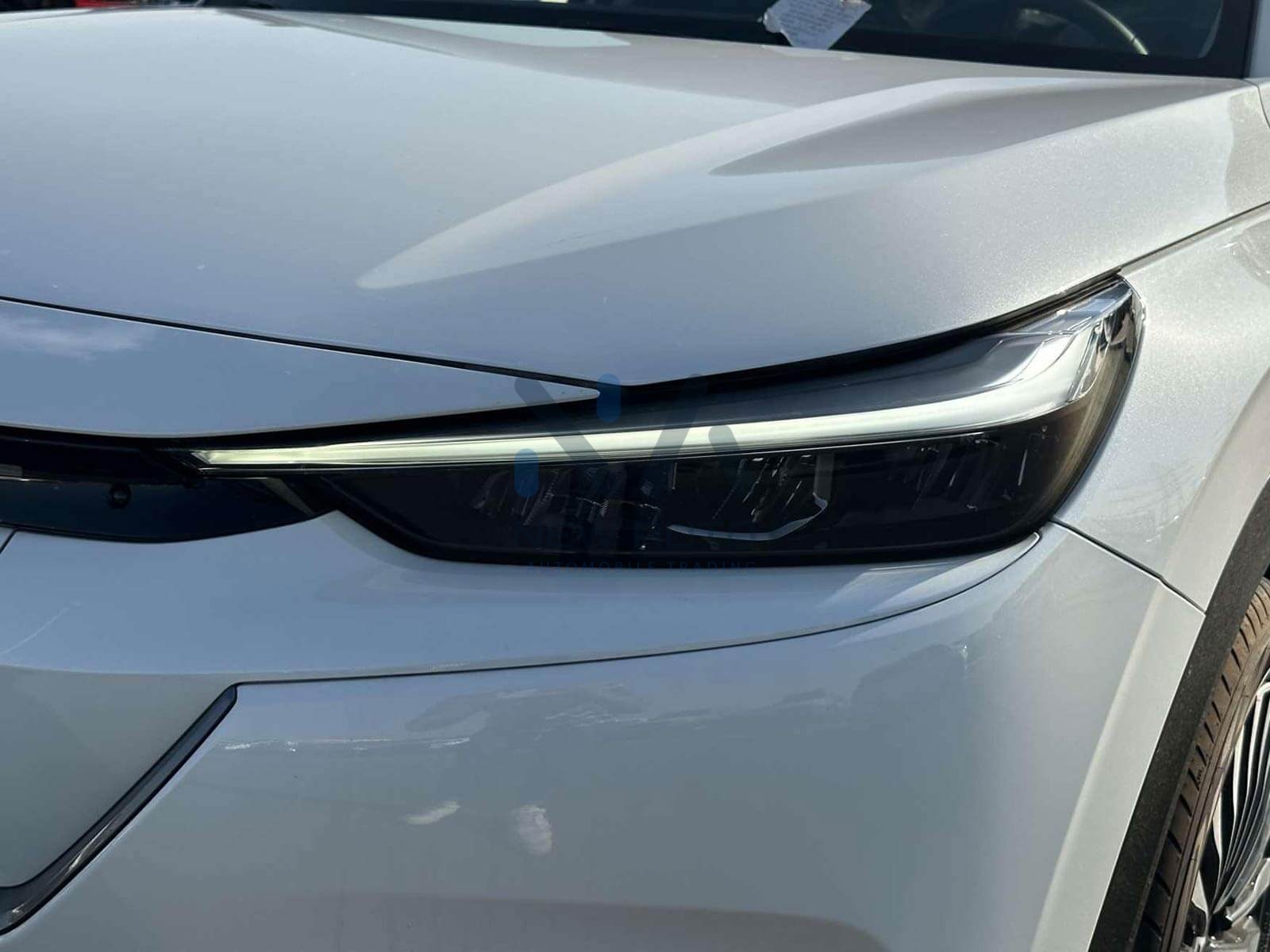 Honda E Dynamic Version White-Black 2022 (ENS-EDYN-01)