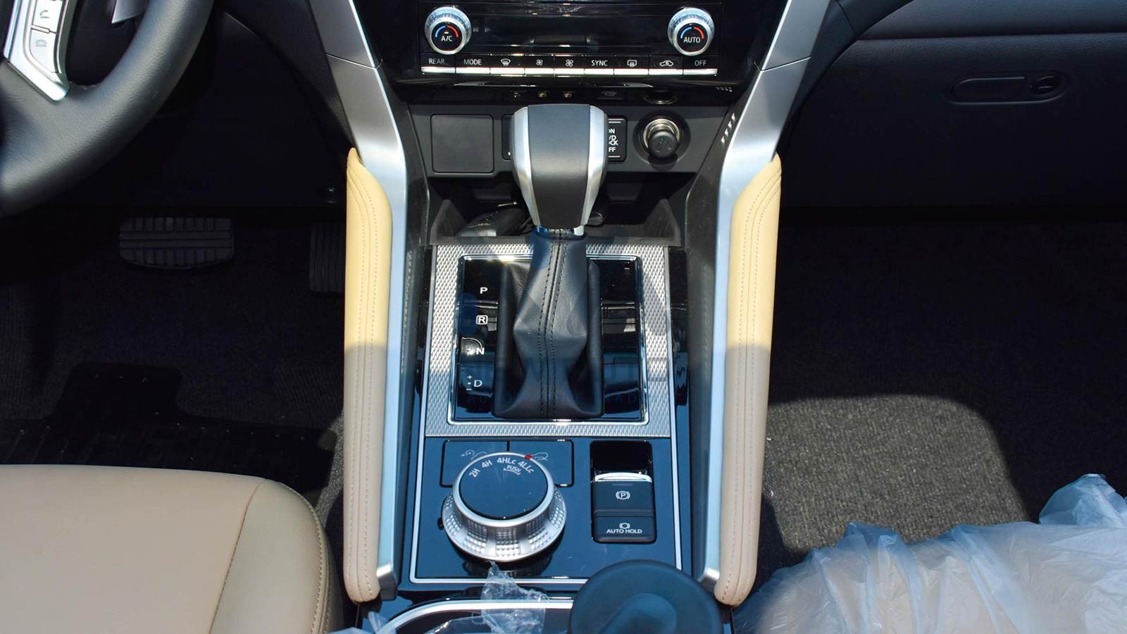 Mitsubishi Montero Sport GLS 3.0L, 2023 (MONTEROSPORTGLS3)