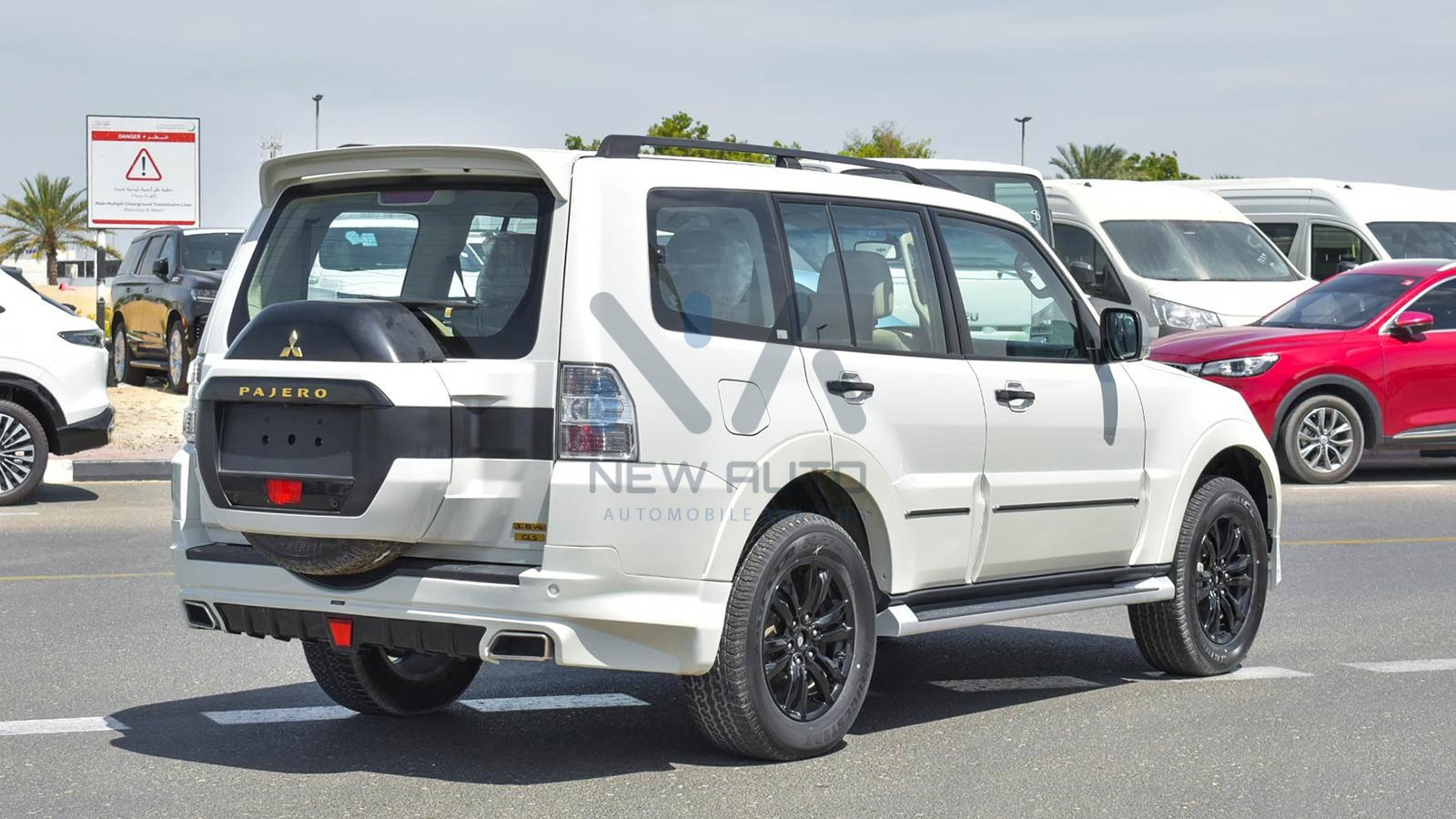 Mitsubishi Pajero GLS 3.8L, 2020 (PAJEROPREMIUM)
