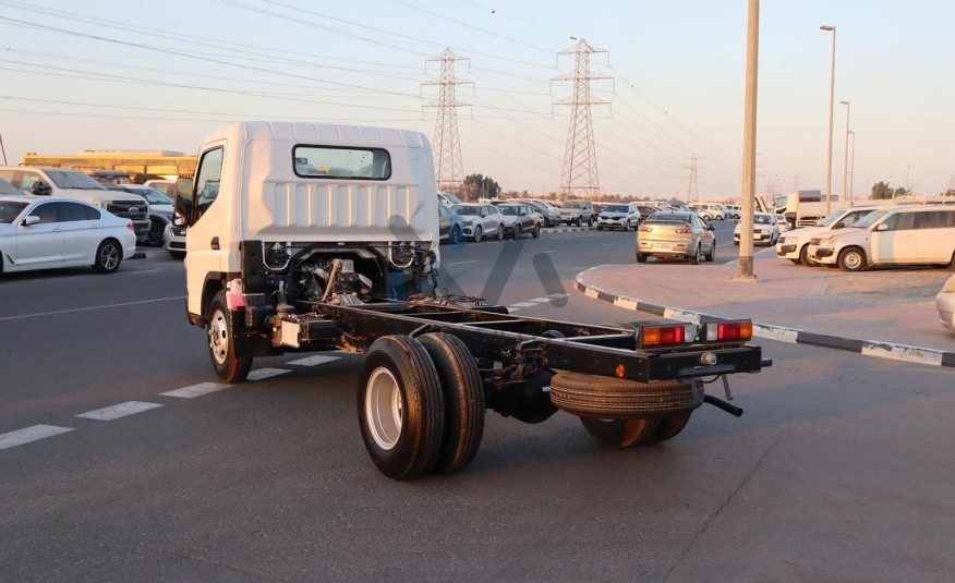 Mitsubishi Canter Chassis Truck 4.2L, 2022 (CANTERCHASSIS)