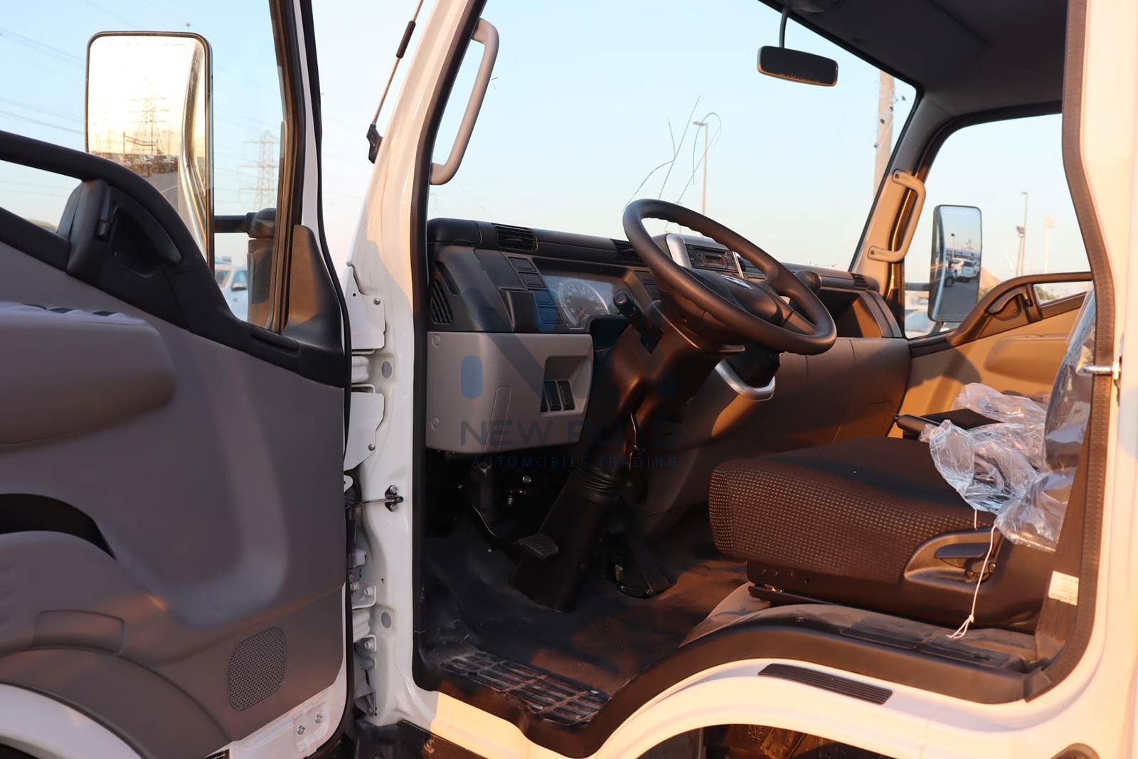 Mitsubishi Canter Chassis Truck 4.2L, 2022 (CANTERCHASSIS)