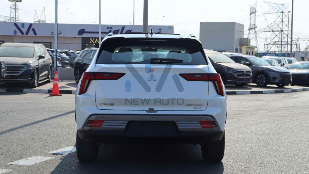 Mitsubishi Airtrek Hardcore ATK HC White Black 2022 05 1 1024x576