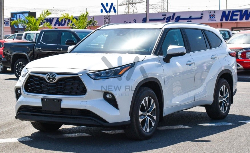 Toyota Highlander XLE 2023 (HL24-XLE)