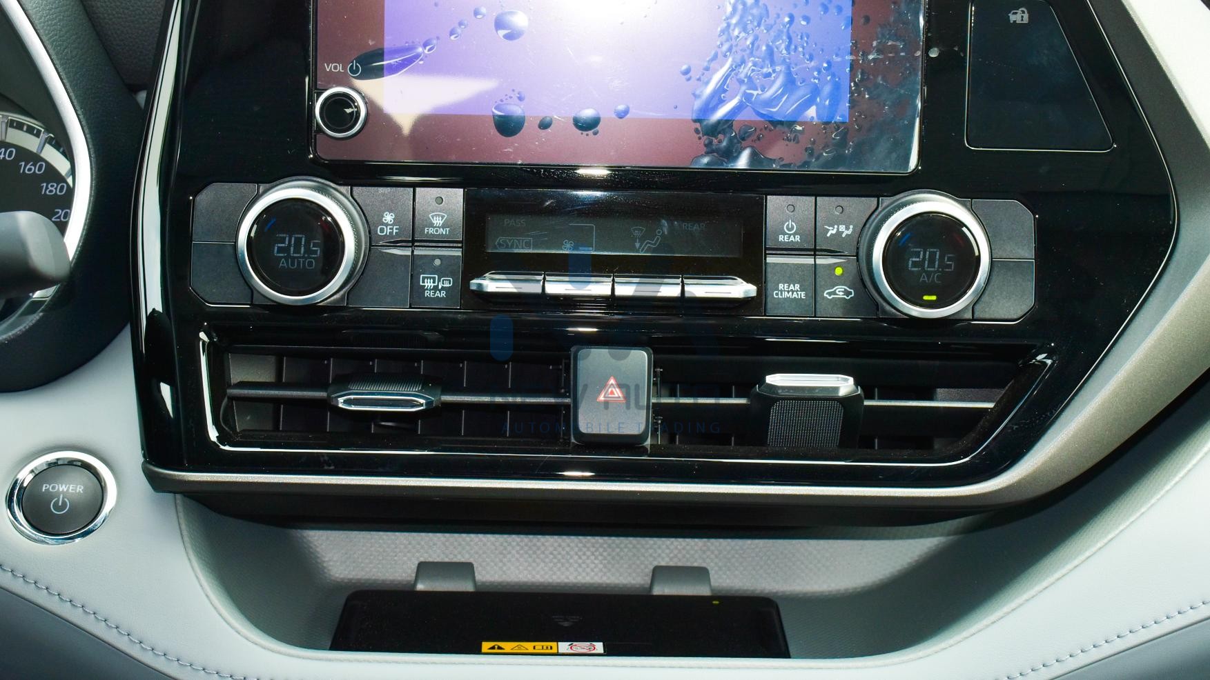 Toyota Highlander GLE Hybrid 2023 (HL25-GLEH)