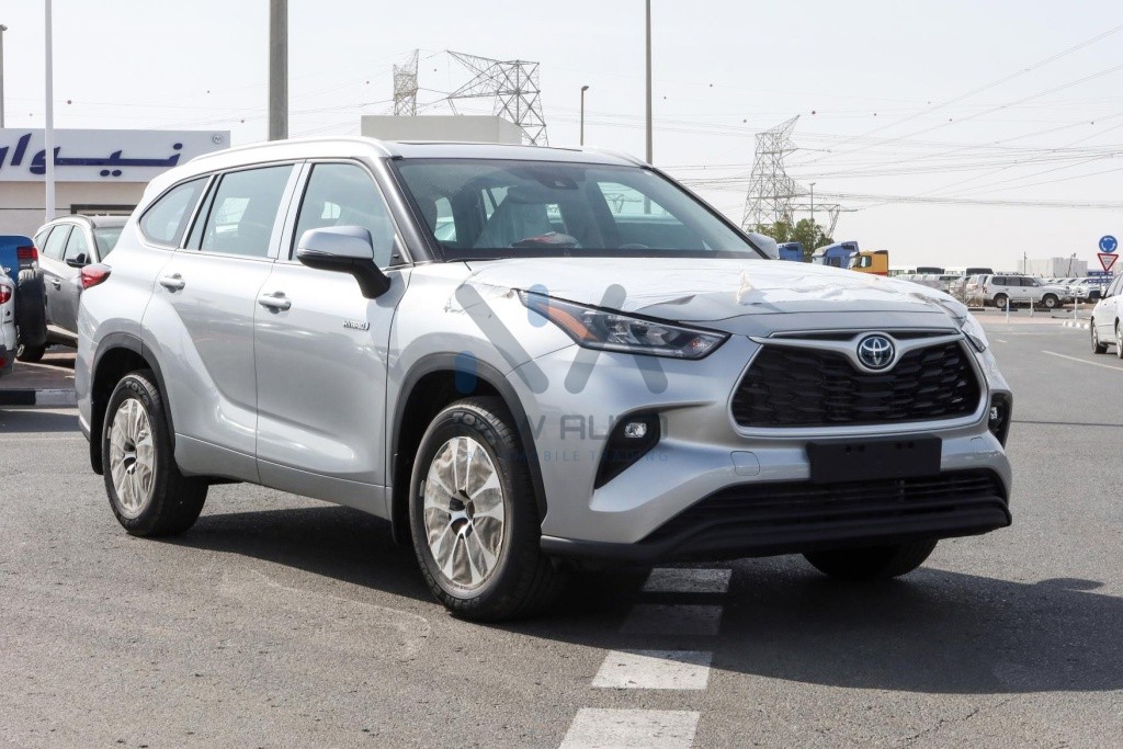 Toyota Highlander GLE Hybrid 2023 vehicle at New Auto FZCO