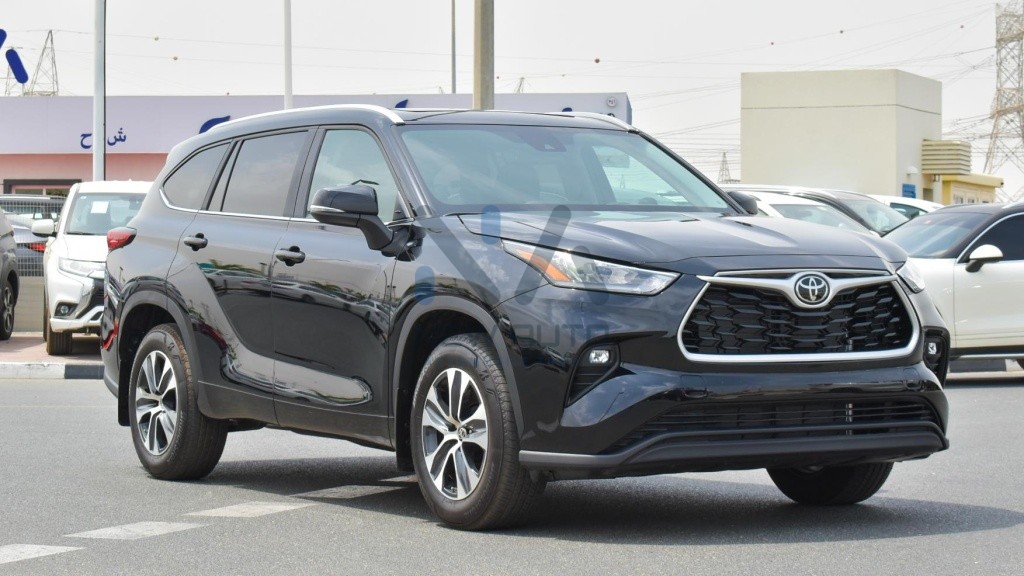 Toyota Highlander XLE 2023 vehicle at New Auto FZCO