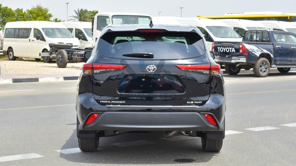 Highlander XLE HL24 XLE Black Black 2023 05 1024x576