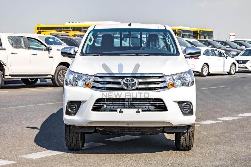 Hilux DLX E HLX27 DLXE White Red 2022 02 1024x683