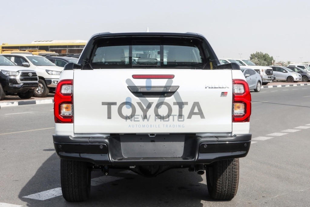 Hilux GR Sport HLX28 GRS White Black 2023 05 1024x683