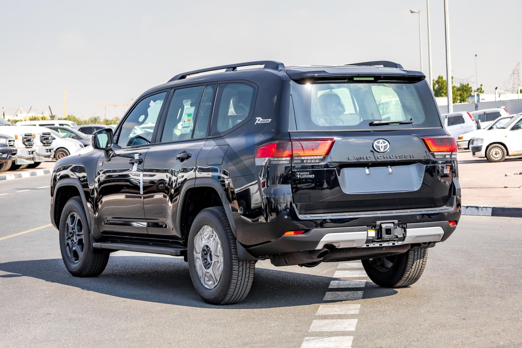 Toyota Land Cruiser 300 GR Sport 2022 (LC35-GRS)