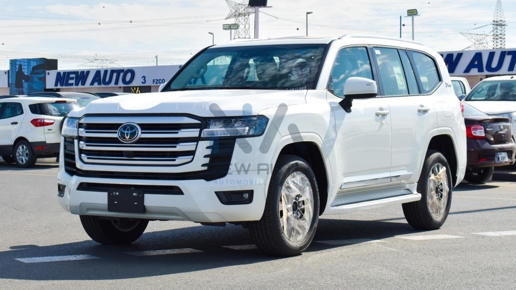 Land Cruiser 300 GXR 5 LC35 GXR5 White Beige 2022 03 1024x576