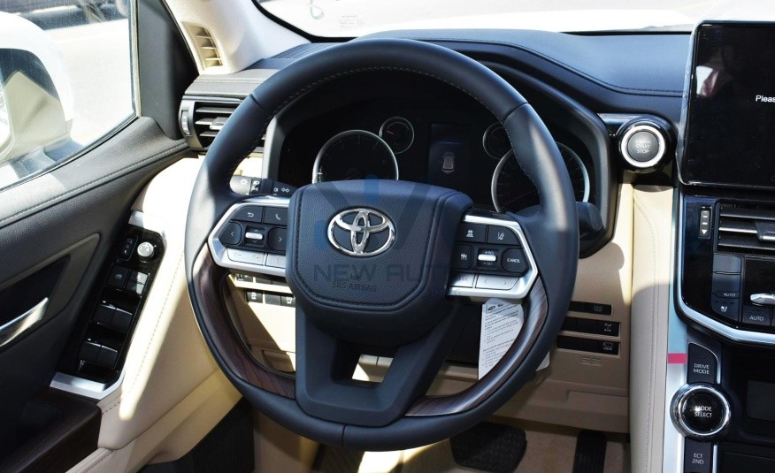 Toyota Land Cruiser 300 GXR 5 2022 (LC35-GXR5)