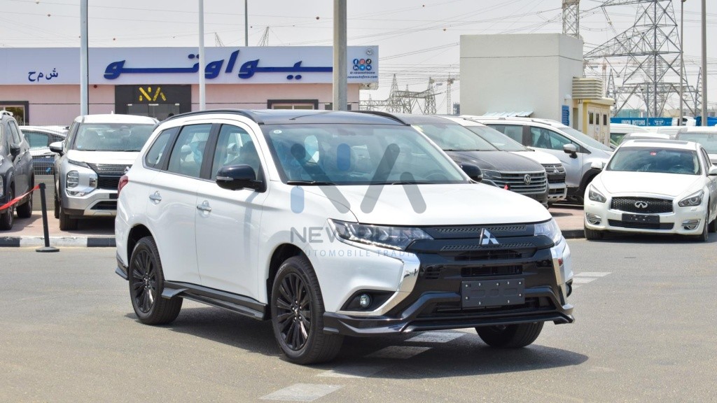 Mitsubishi Outlander Black Edition 2022 vehicle at New Auto FZCO