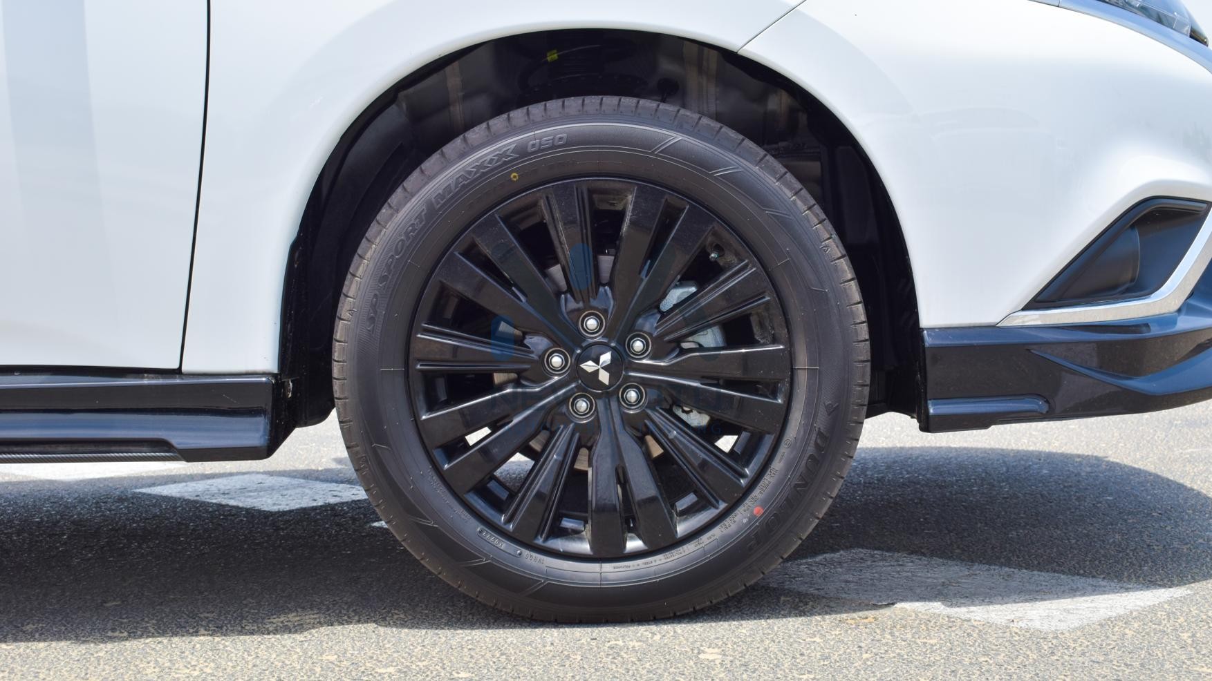 Mitsubishi Outlander Black Edition 2022 (O-BLACK-2.4-P-22-1)