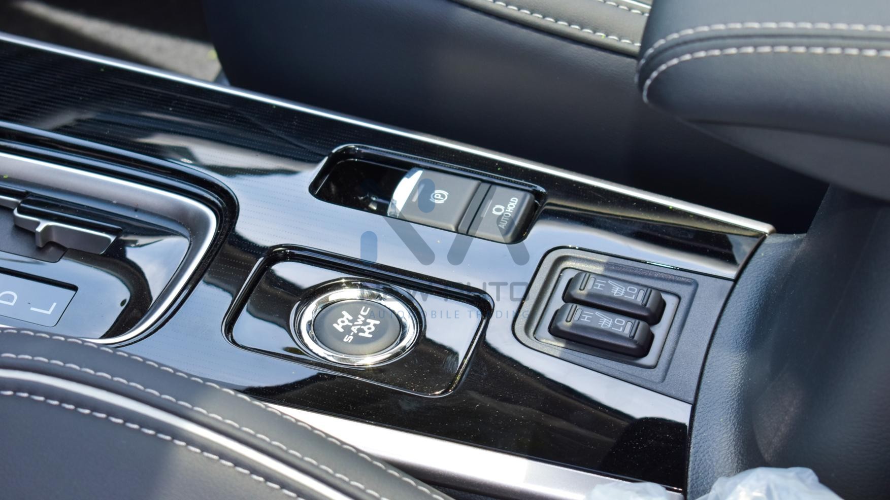 Mitsubishi Outlander Black Edition 2022 (O-BLACK-2.4-P-22-1)