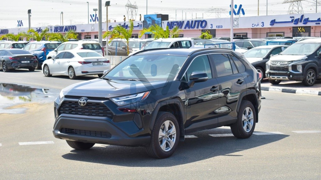 RAV4 XLE RAV4 XLE Black Black 2023 03 1024x576
