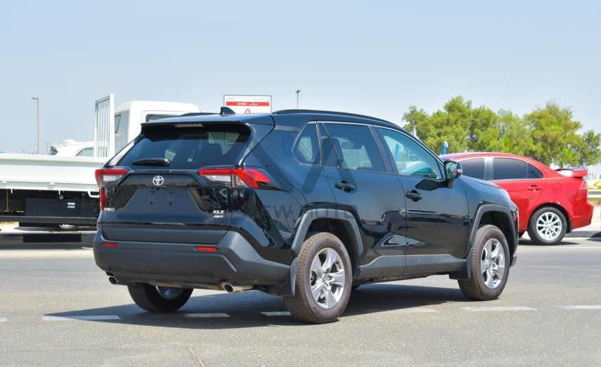 Toyota RAV4 XLE 2023 (RAV4-XLE)