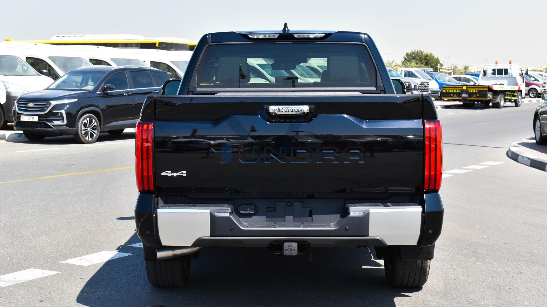 Toyota Tundra Limited Hybrid 2023 (TUN35-LTDH)