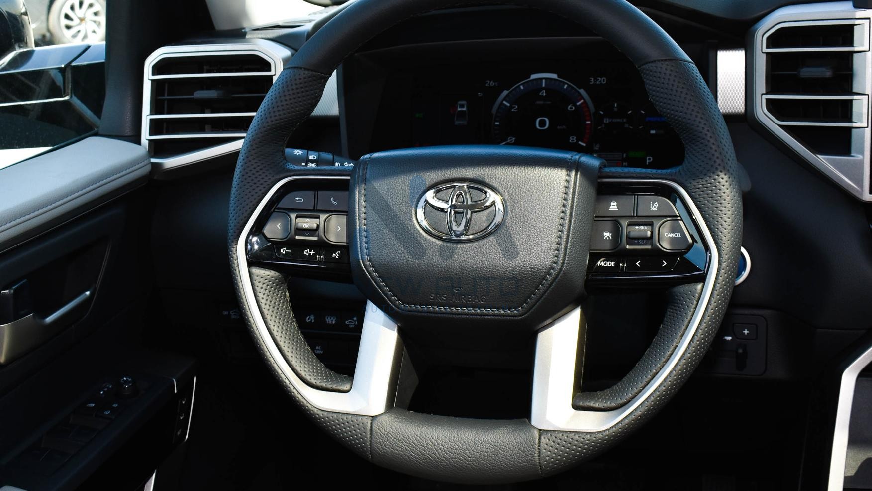 Toyota Tundra Limited Hybrid 2023 (TUN35-LTDH)