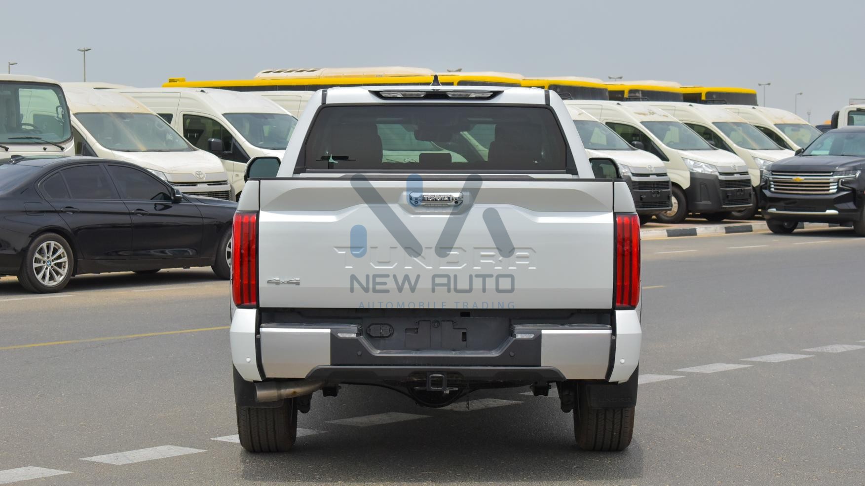 Toyota Tundra Limited Hybrid 2023 (TUN35-LTDH)