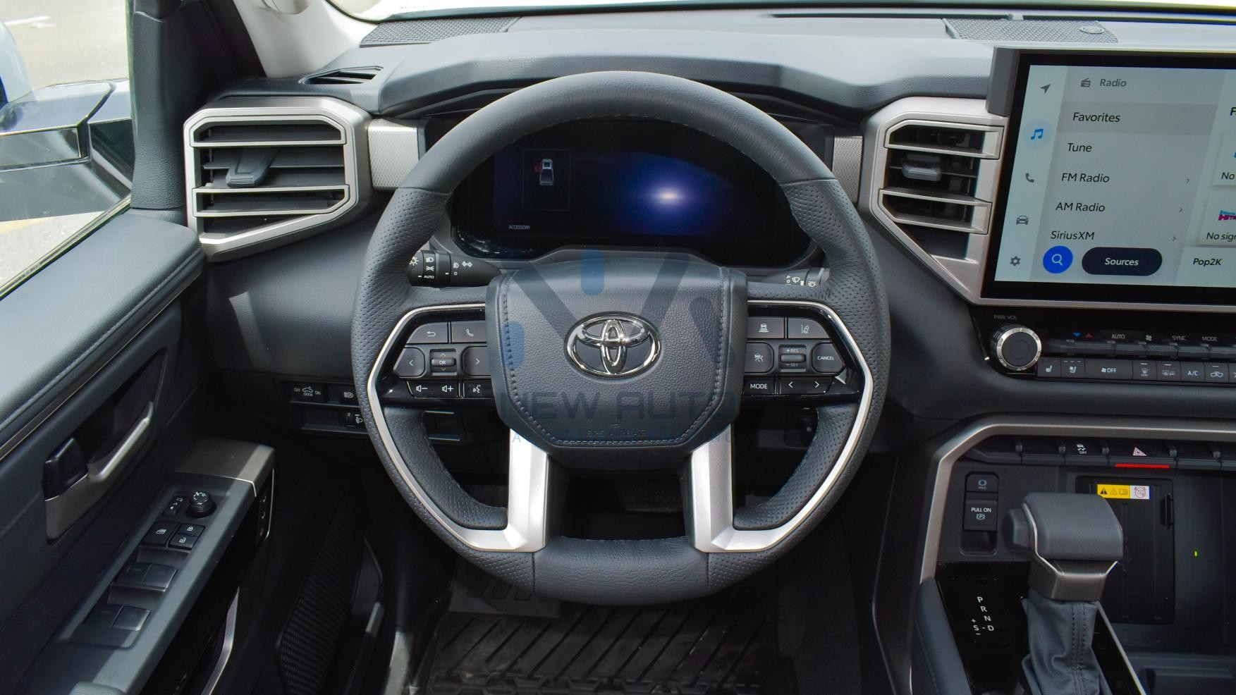 Toyota Tundra Limited Hybrid 2023 (TUN35-LTDH)