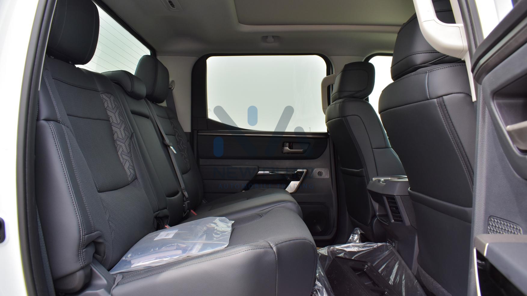 Toyota Tundra Limited Hybrid 2023 (TUN35-LTDH)