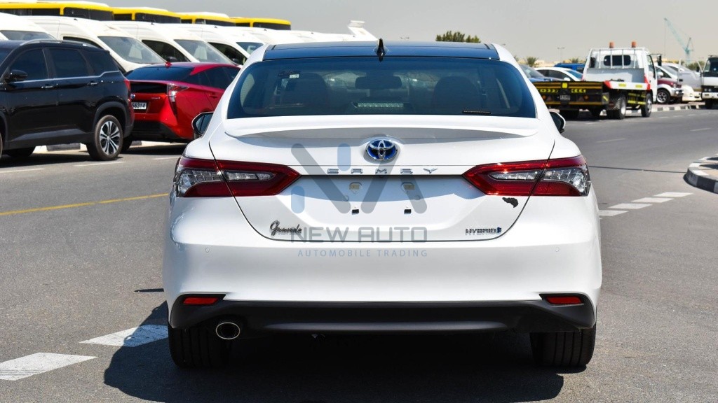Camry Anniversary Z CAM35 Z White Tan 2023 05 1024x576