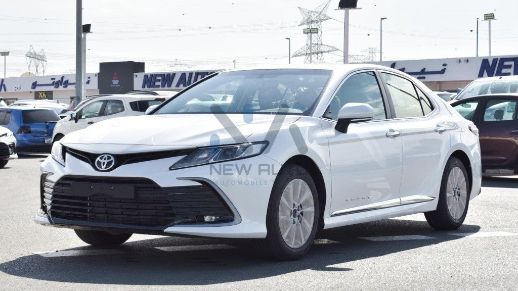 Camry GLE CAM25 GLEG White Beige 2023 03 1024x576