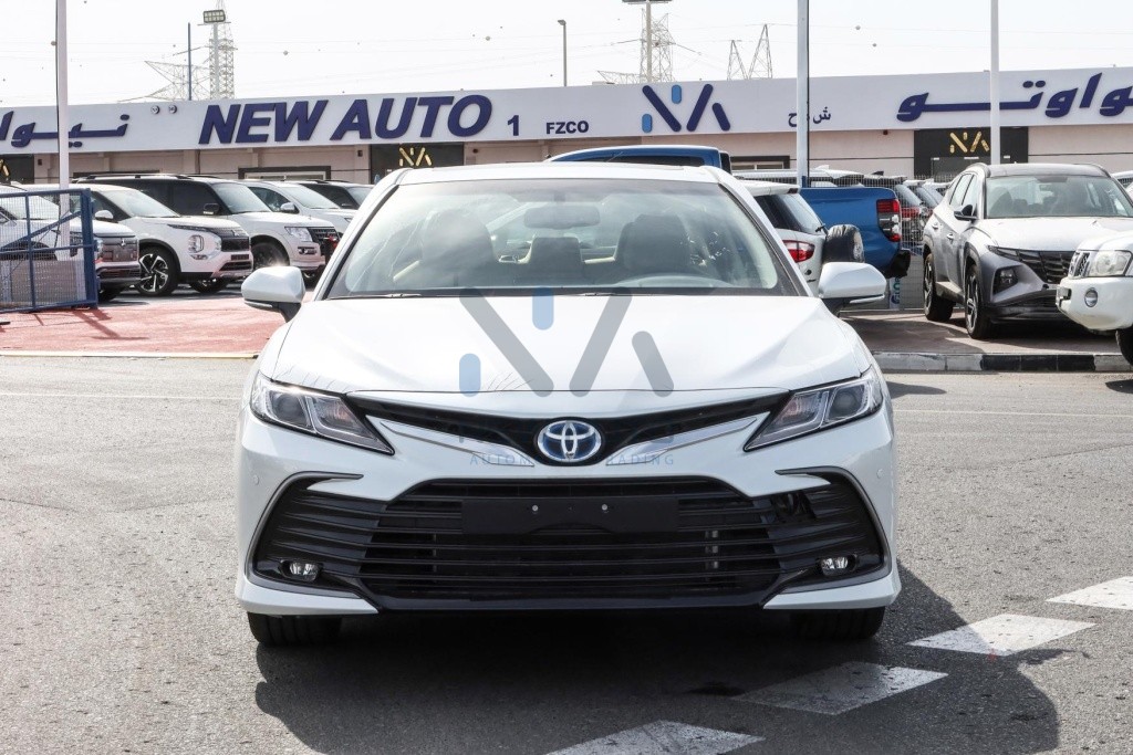 Camry GLE Hybrid CAM25 GLEH White Beige 2023 02 1024x683