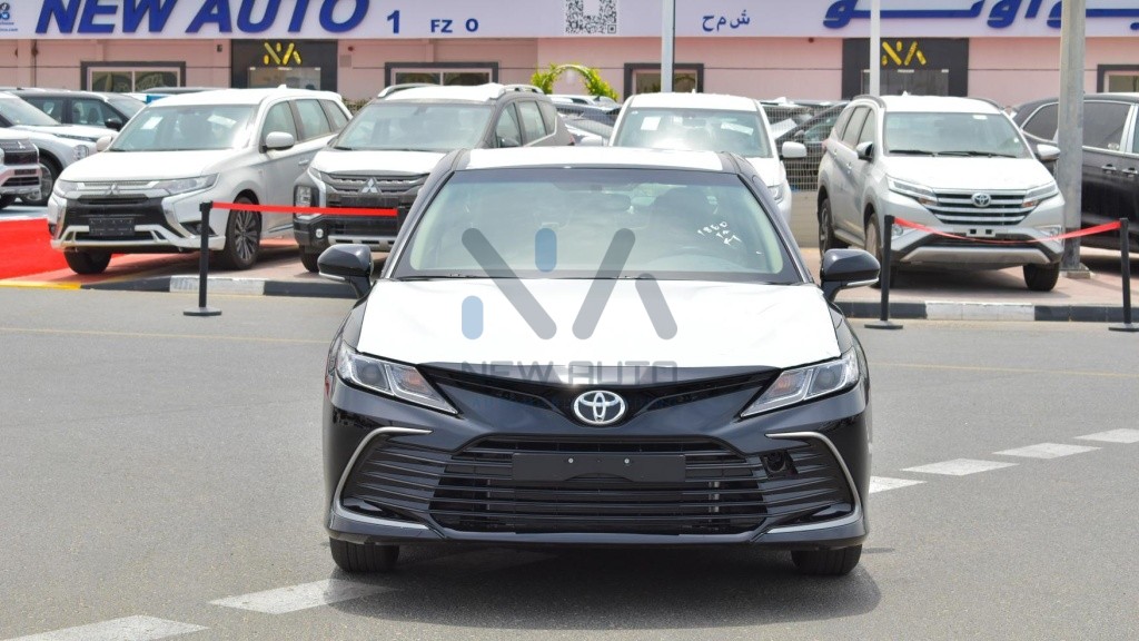 Camry LE E CAM25 LEE Black Beige 2023 02 1024x576