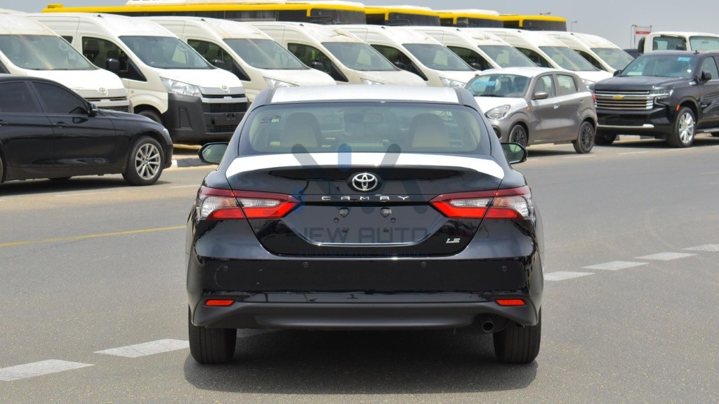 Camry LE E CAM25 LEE Black Beige 2023 05 1024x576
