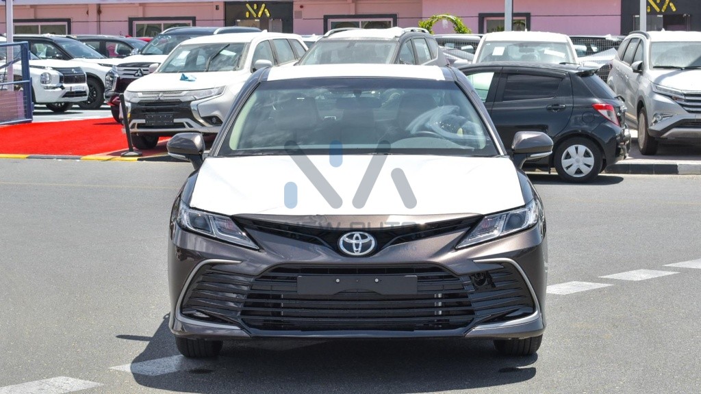 Camry LE E CAM25 LEE Brown Beige 2023 02 1024x576
