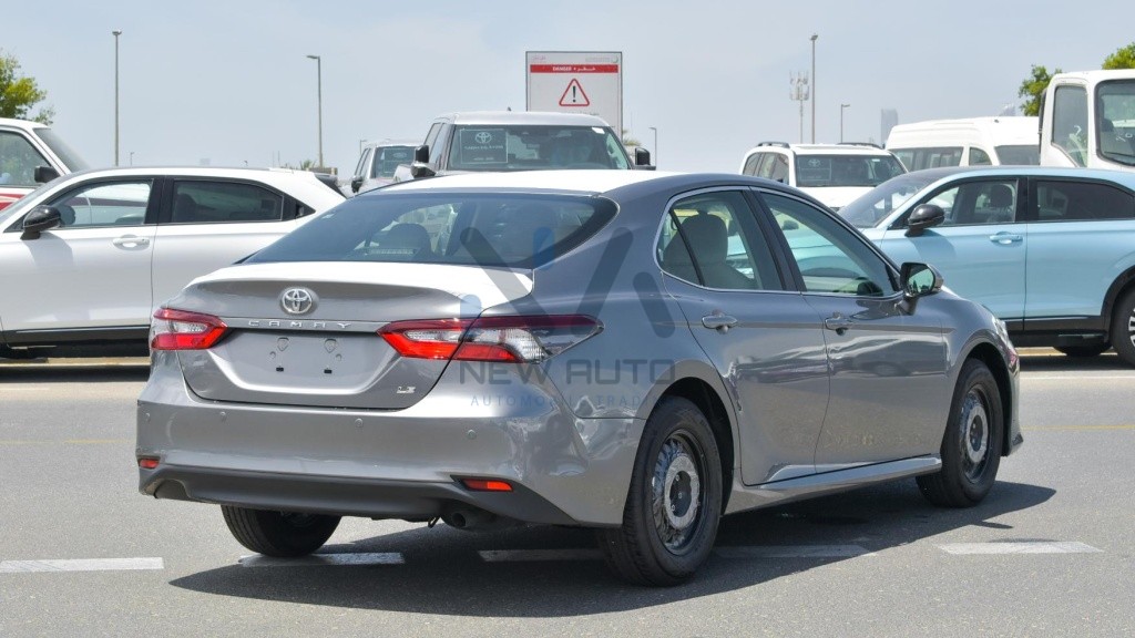 Camry LE E CAM25 LEE Grey Beige 2023 04 1024x576