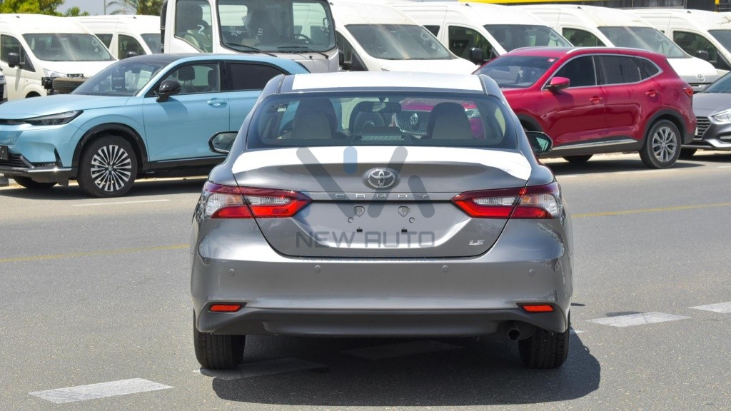 Camry LE E CAM25 LEE Grey Beige 2023 05 1024x576