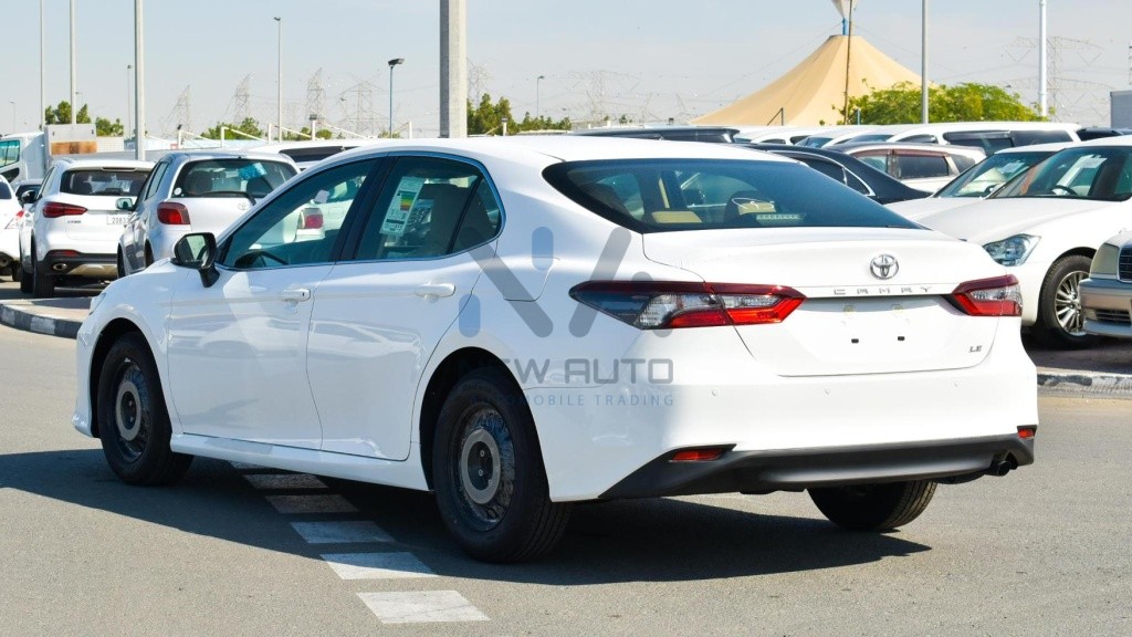 Camry LE E CAM25 LEE White Beige 2023 04 1024x576