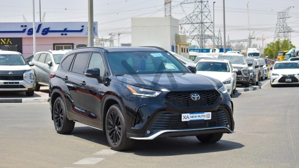 Toyota Highlander XSE 2023 vehicle at New Auto FZCO