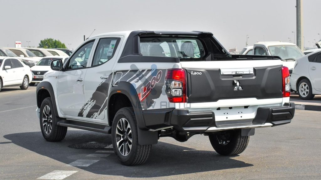 L200 Adventure L200Adventure White Grey 2023 04 1024x576