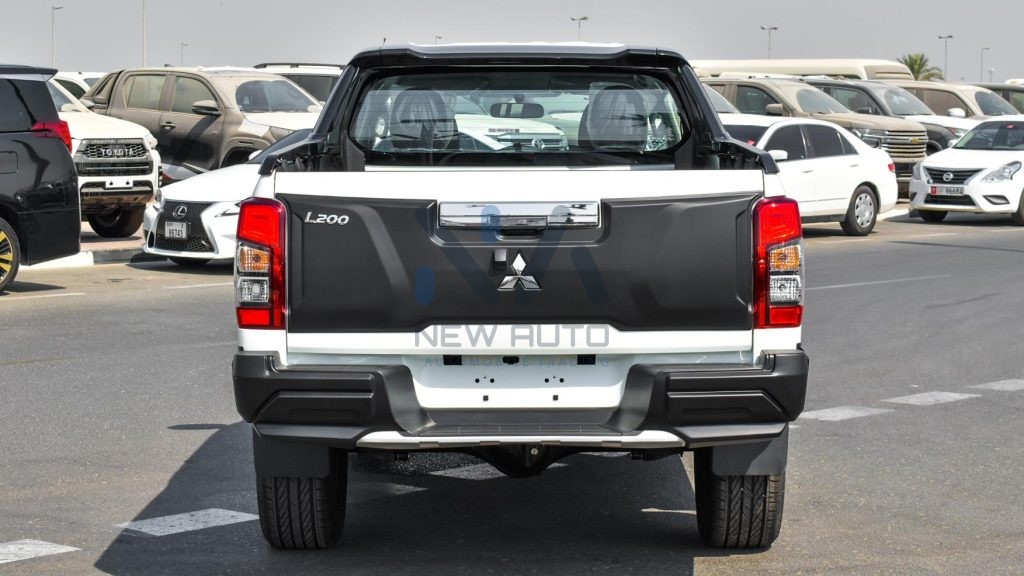 L200 Adventure L200Adventure White Grey 2023 05 1024x576