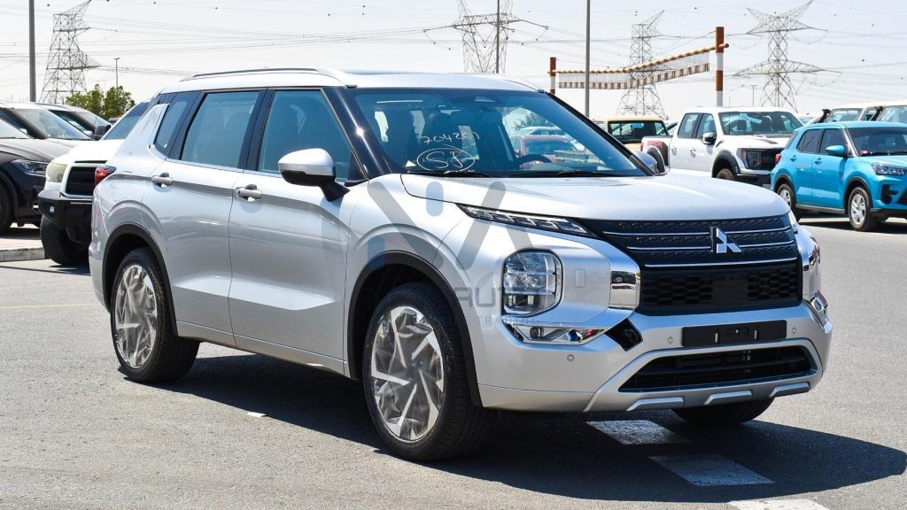 Mitsubishi Outlander P - Line 2023 vehicle at New Auto FZCO