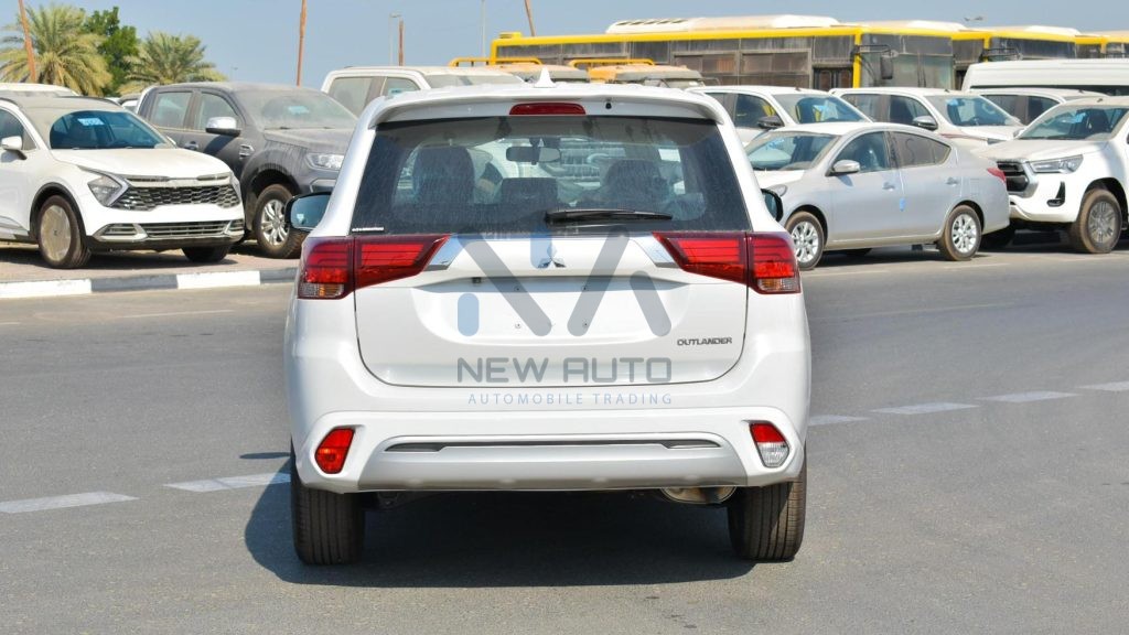 Mitsubishi Outlander Sport Plus OUTLANDERSPORTPLUS White Black 2022 05 1024x576