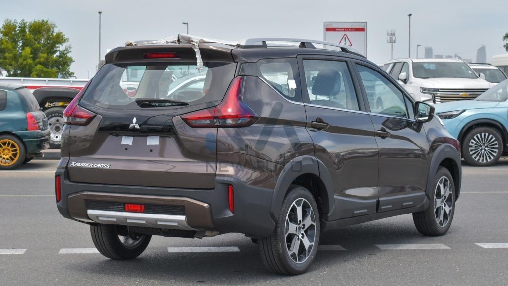 Mitsubishi Xpander Cross XPANDERCROSS Brown Black 2023 04 1024x576