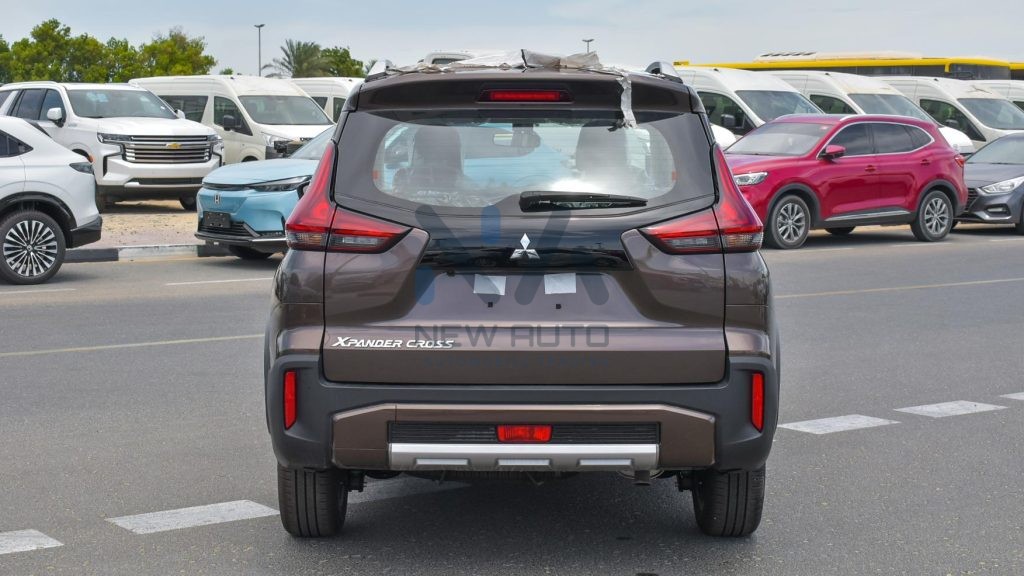 Mitsubishi Xpander Cross XPANDERCROSS Brown Black 2023 05 1024x576