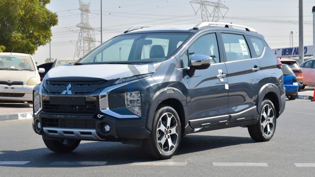 Mitsubishi Xpander Cross XPANDERCROSS Grey Black 2023 03 1024x576