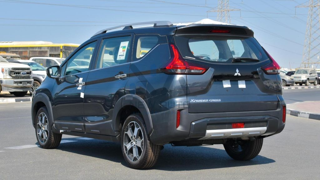 Mitsubishi Xpander Cross XPANDERCROSS Grey Black 2023 04 1024x576