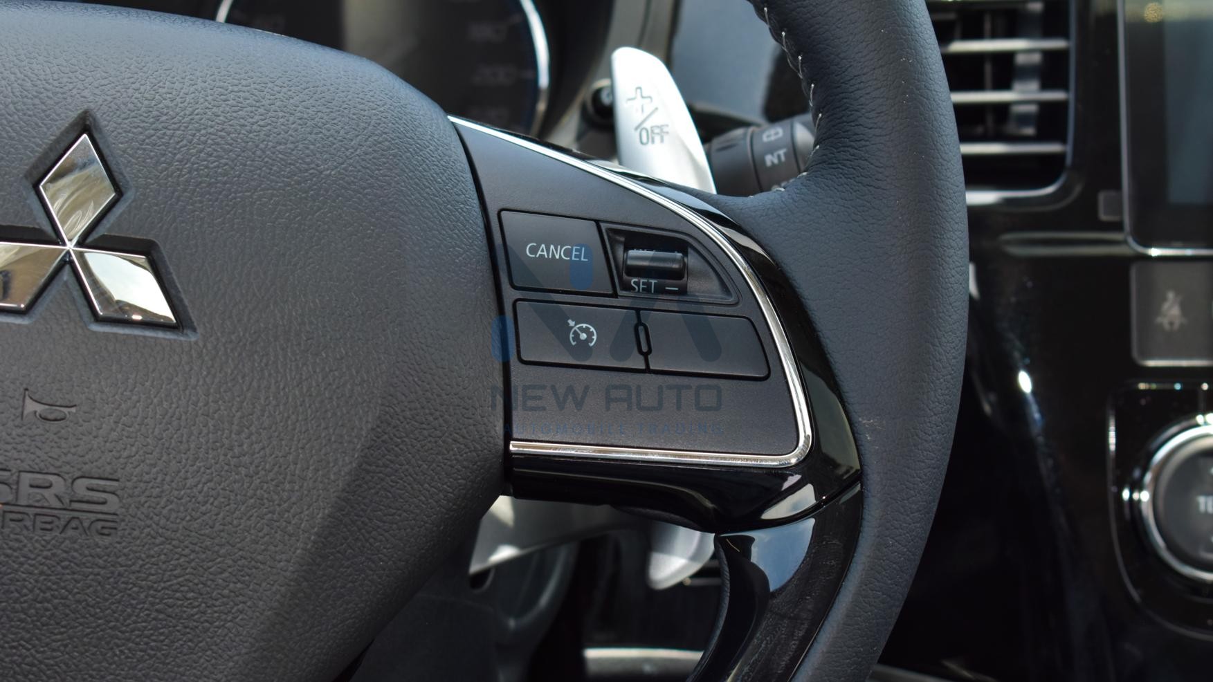 Mitsubishi Outlander Premium 2022 (O-PREM-2.4-P-22-1‎)