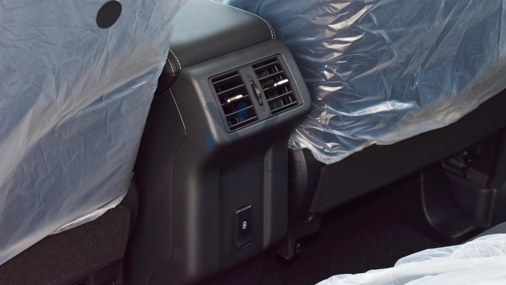 Mitsubishi Outlander Premium 2022 (O-PREM-2.4-P-22-1‎)