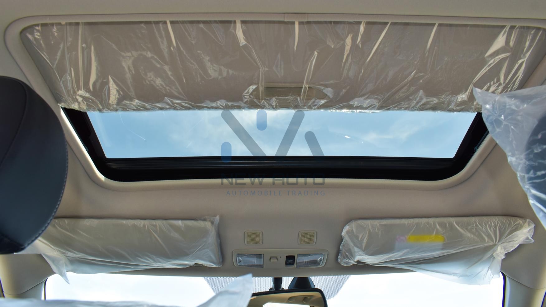 Mitsubishi Outlander Premium 2022 (O-PREM-2.4-P-22-1‎)