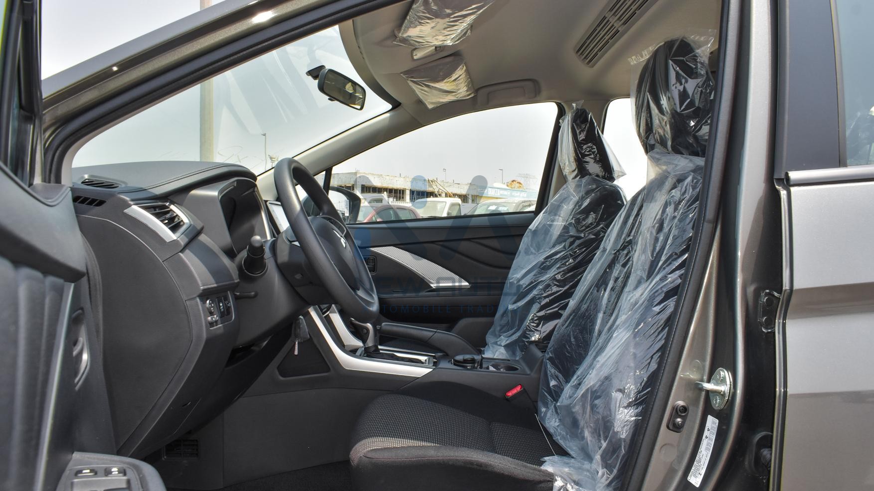 Mitsubishi Xpander Medium Line 2024 (N-XP-ML-1.5-P-24)