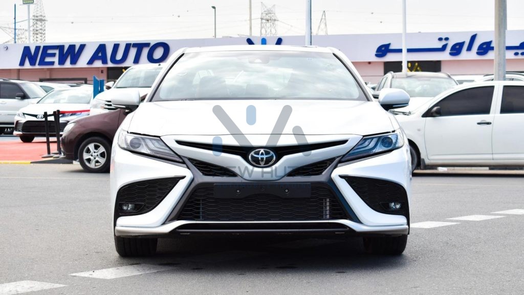 Camry SE Sport CAM35 SES White Red 2023 02 1024x576