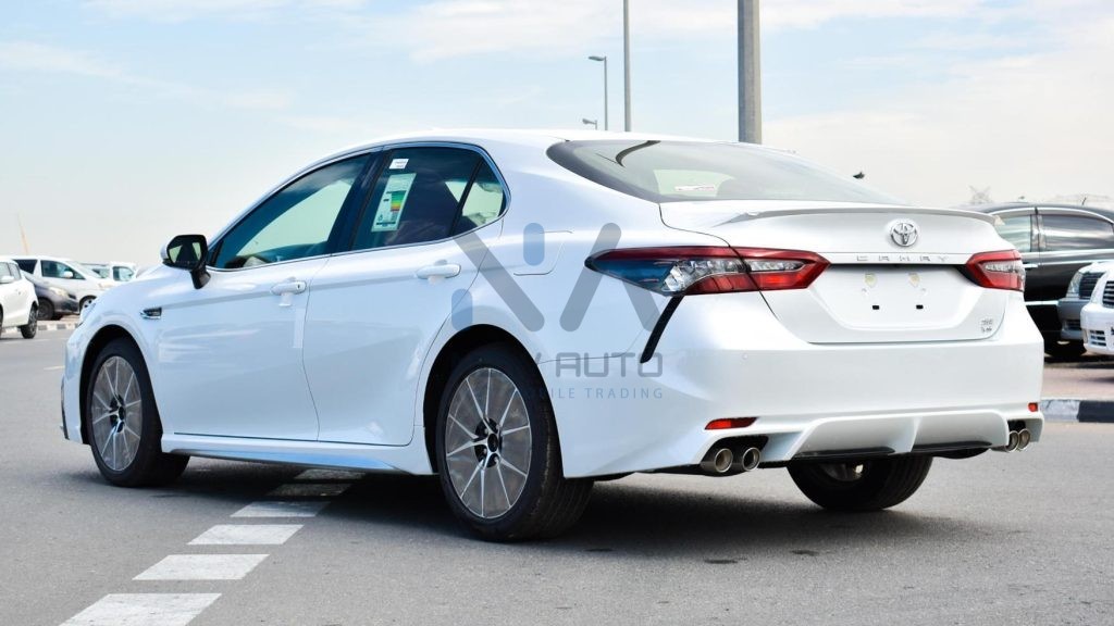 Camry SE Sport CAM35 SES White Red 2023 04 1024x576
